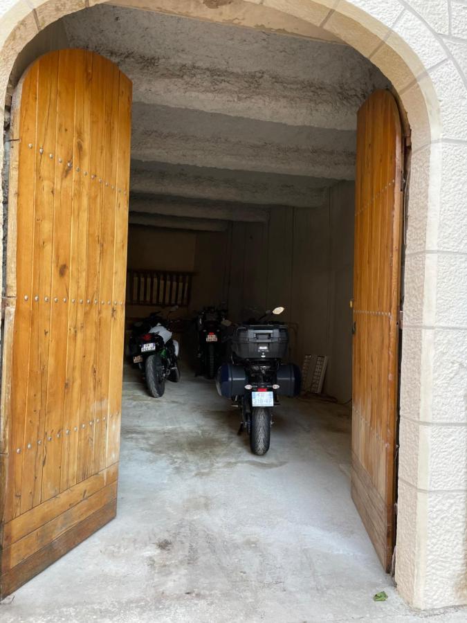 Appartement Maison De L'Eglise Du Couvent Narbonne Bagian luar foto