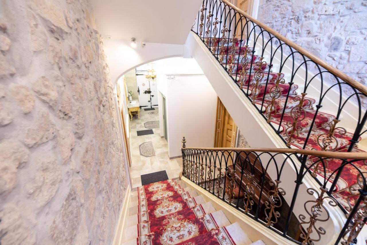 Appartement Maison De L'Eglise Du Couvent Narbonne Bagian luar foto